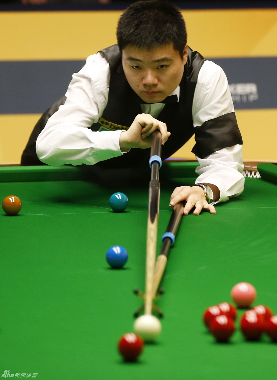 台上的焦点 台上的焦点