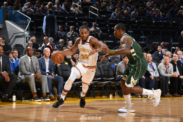 缺席对球队 缺席对球队