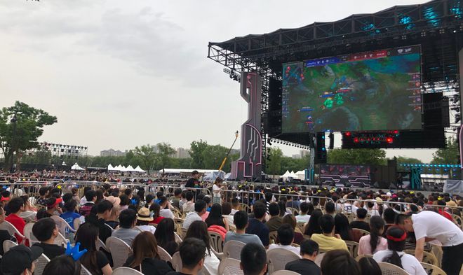 老鹰队并不 老鹰队并不